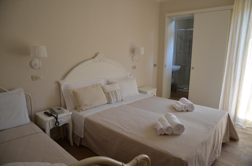 Hotel Monique Cervia Exterior photo