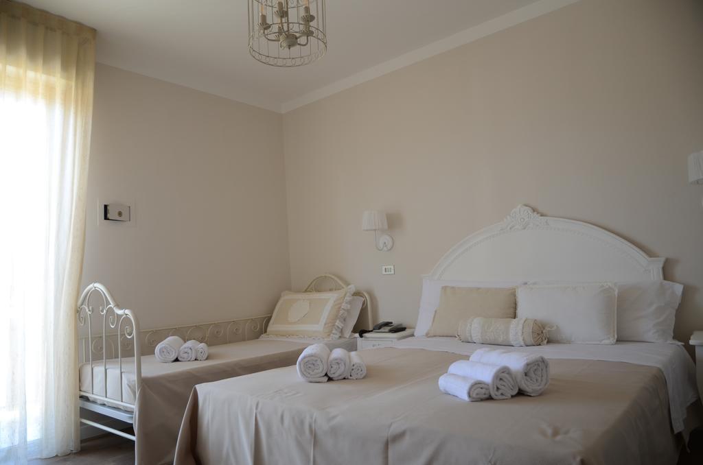 Hotel Monique Cervia Exterior photo