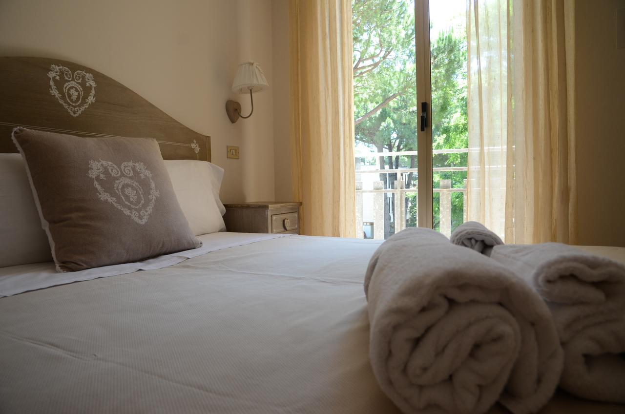 Hotel Monique Cervia Exterior photo